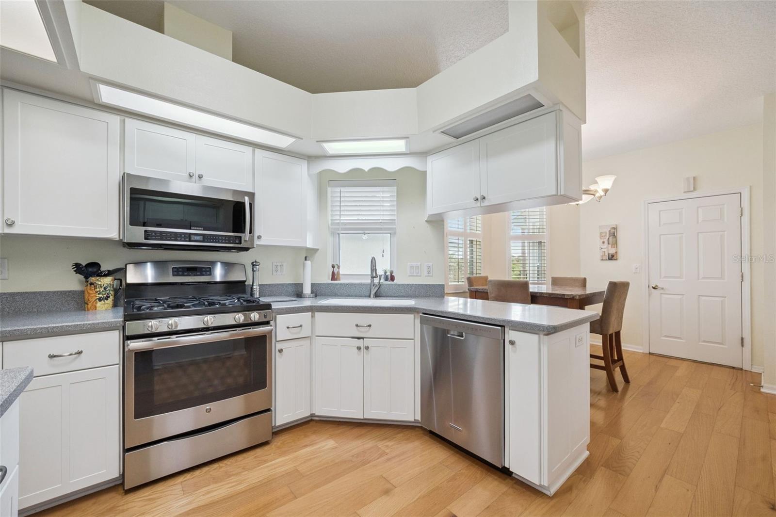 Image 12 of 56 For 21733 Royal St Georges Lane