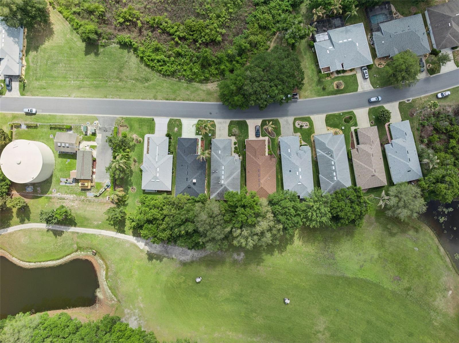 Image 27 of 56 For 21733 Royal St Georges Lane