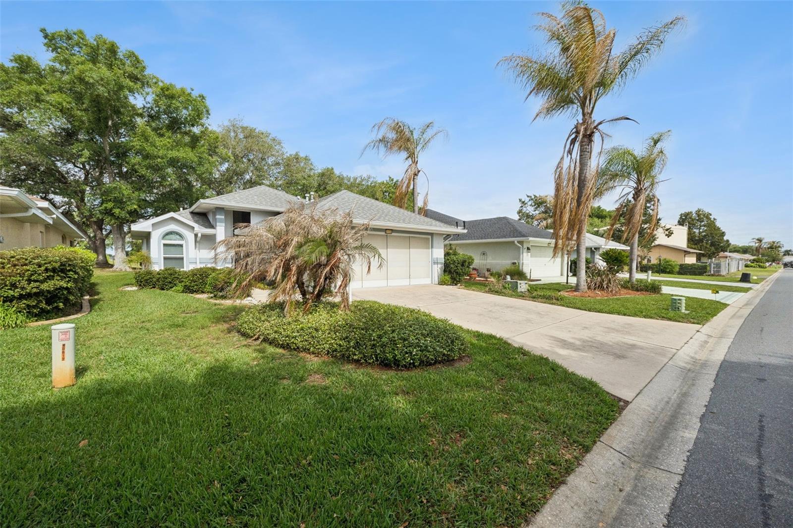 Image 3 of 56 For 21733 Royal St Georges Lane