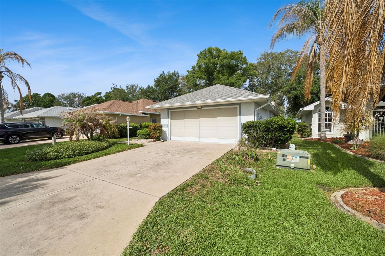 Image 4 of 56 For 21733 Royal St Georges Lane