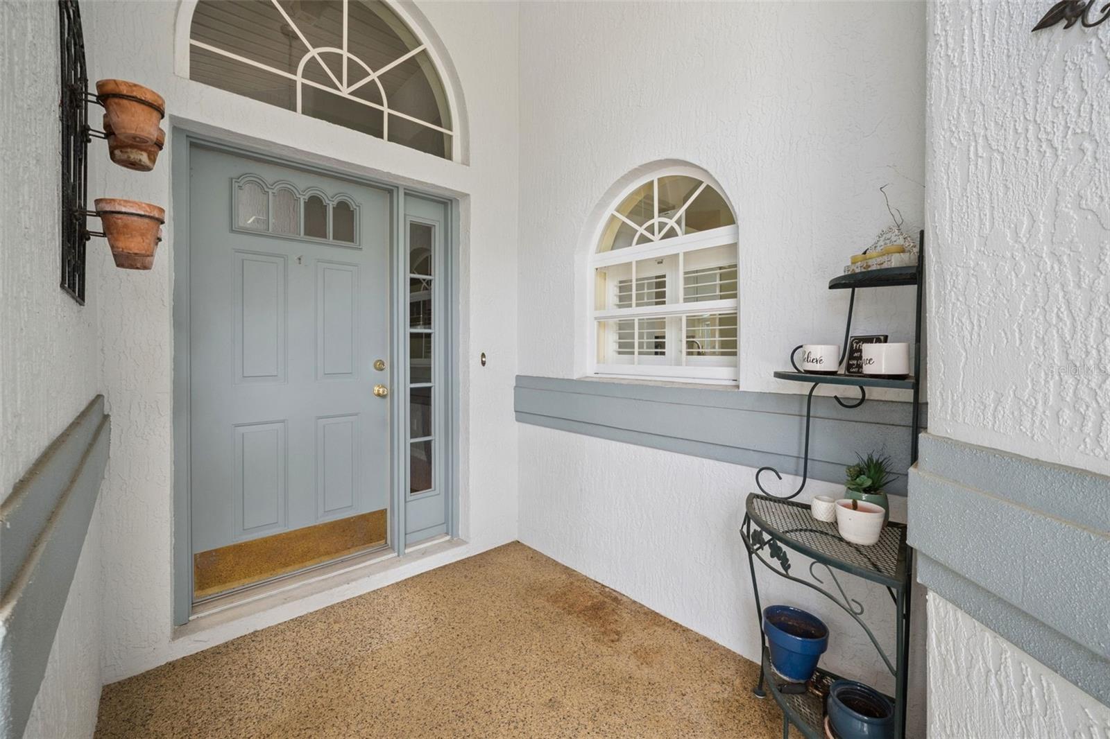 Image 5 of 56 For 21733 Royal St Georges Lane