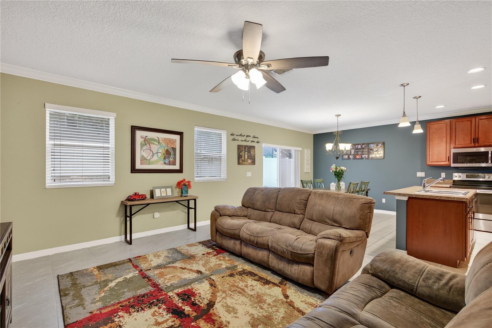 Image 10 of 29 For 2454 Norwood Place