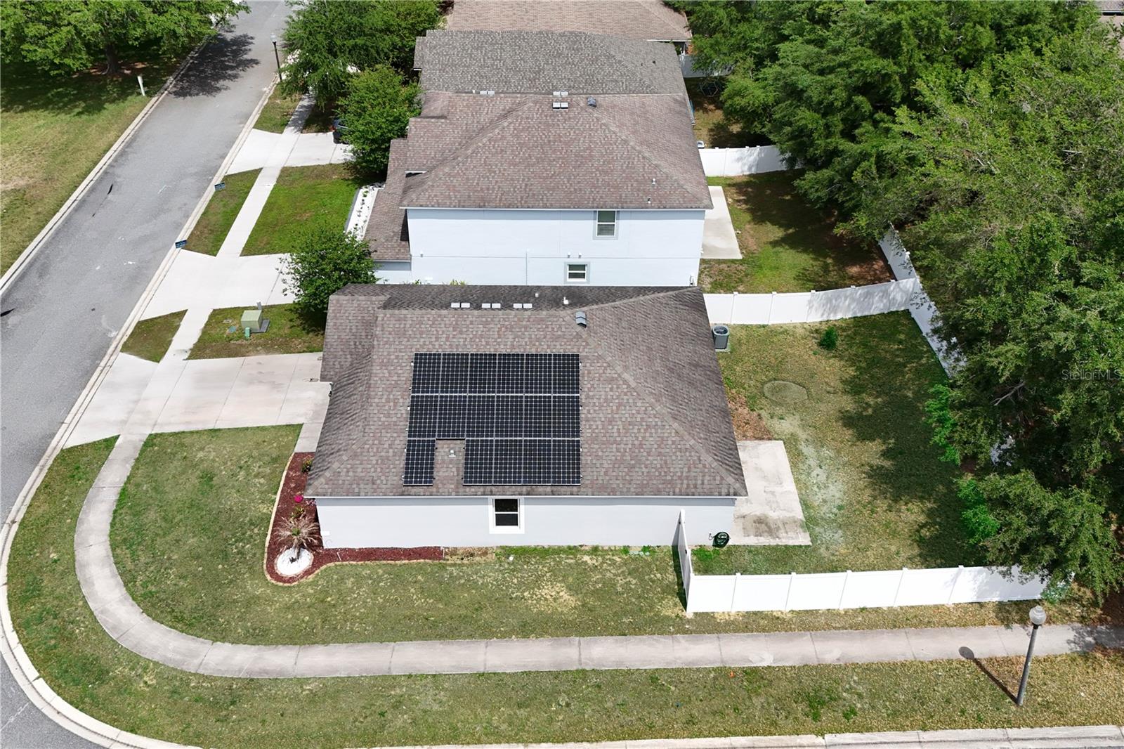 Image 23 of 29 For 2454 Norwood Place