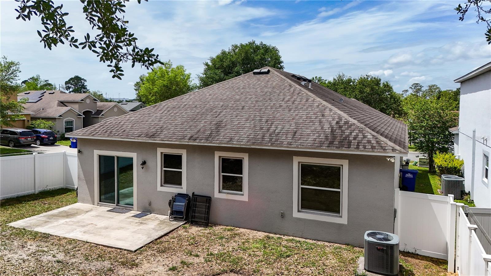 Image 24 of 29 For 2454 Norwood Place