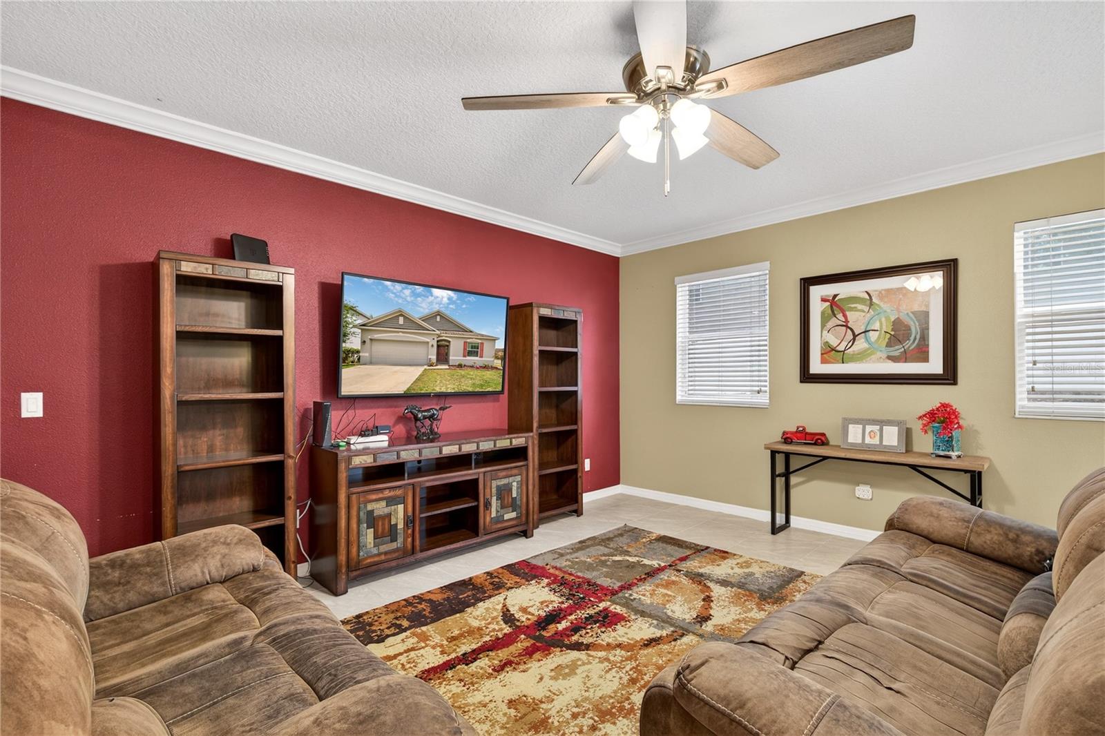 Image 9 of 29 For 2454 Norwood Place