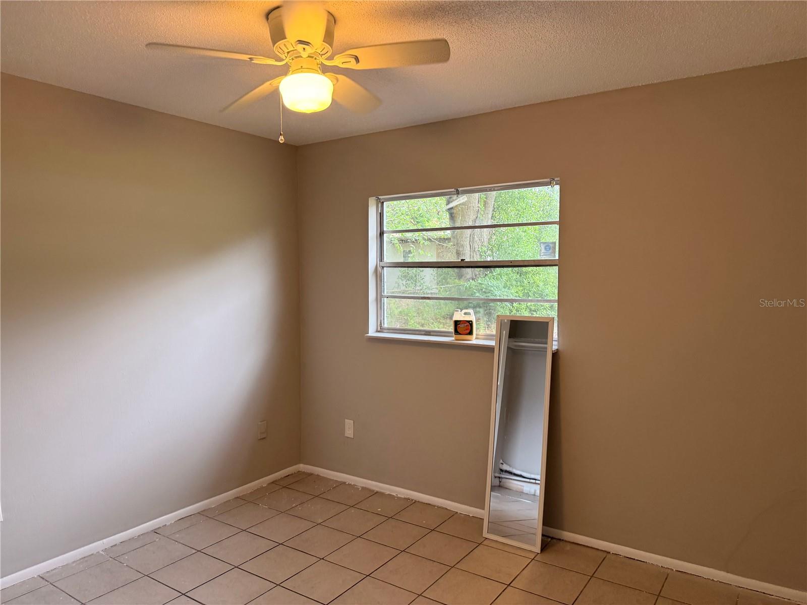 Image 11 of 18 For 5059 Liming Avenue