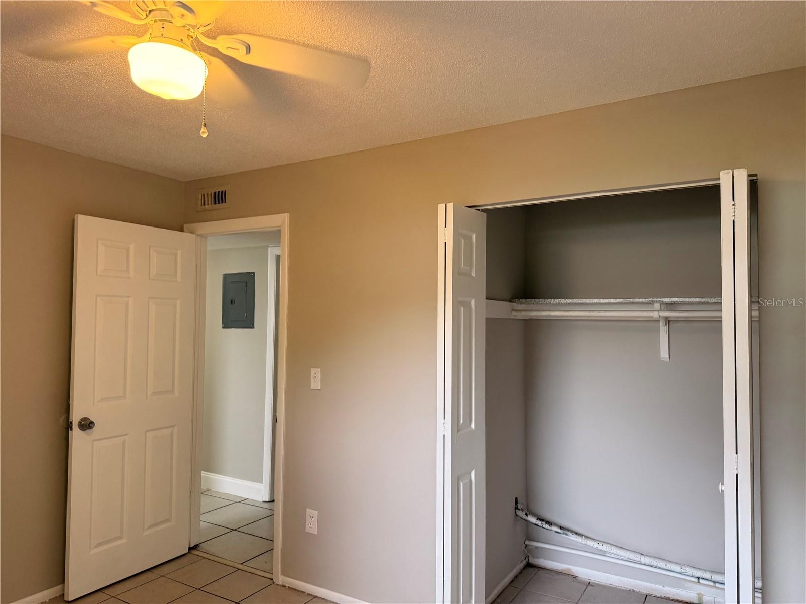 Image 12 of 18 For 5059 Liming Avenue