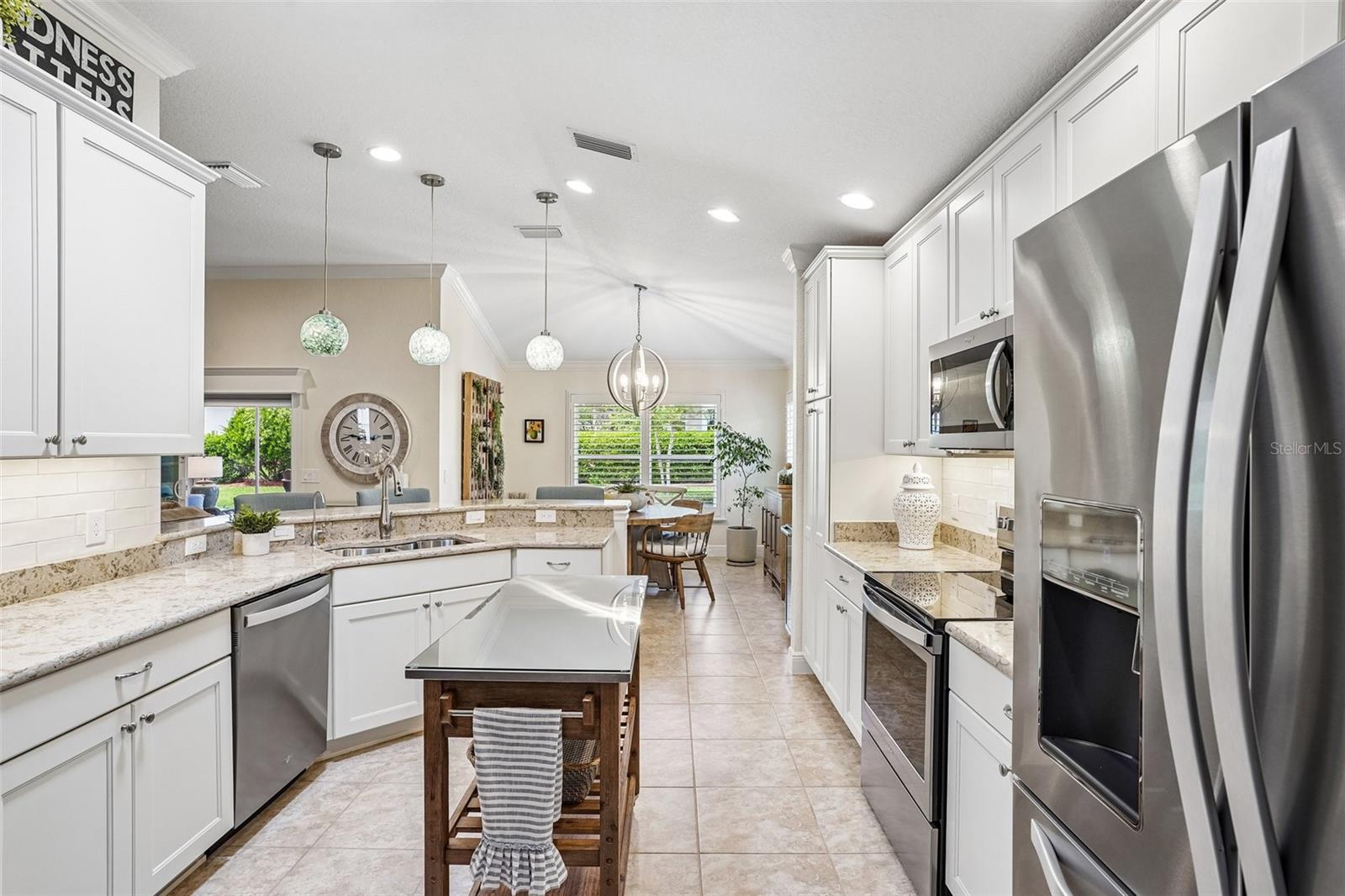 Image 16 of 62 For 4988 Big Cypress Street