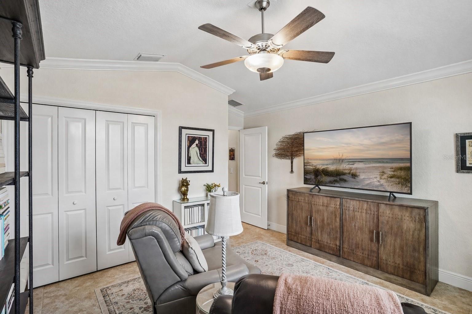 Image 21 of 62 For 4988 Big Cypress Street