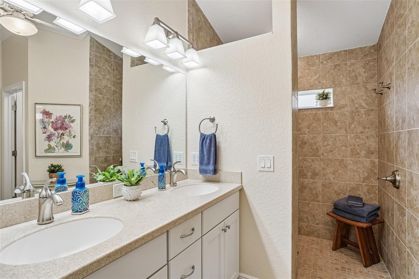 Image 32 of 62 For 4988 Big Cypress Street