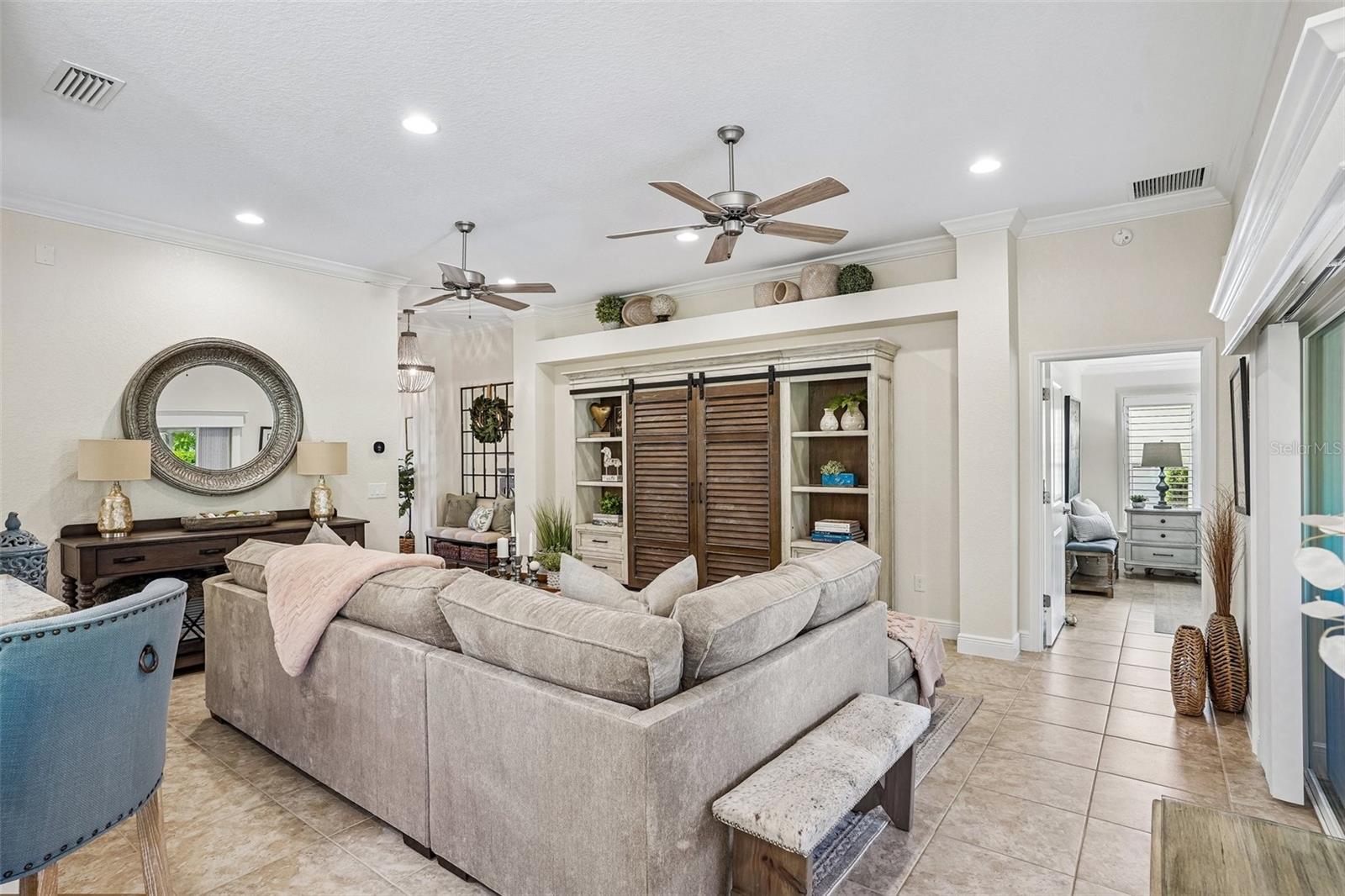Image 9 of 62 For 4988 Big Cypress Street