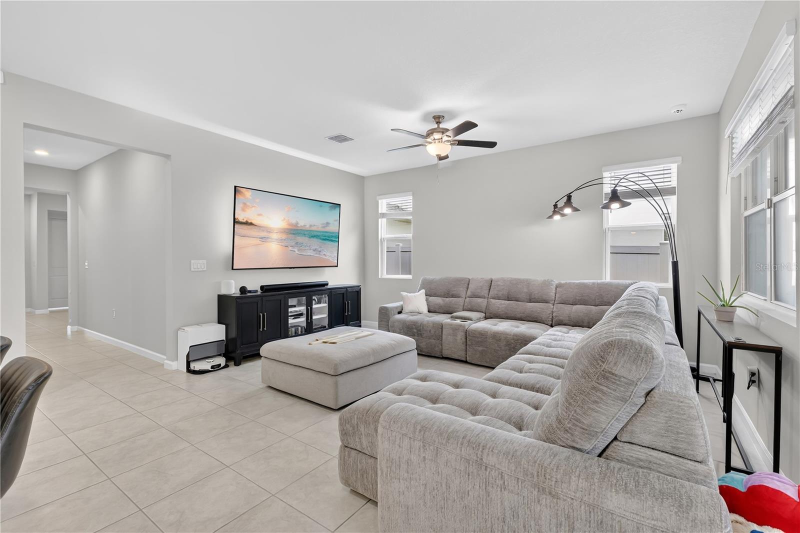 Image 4 of 38 For 4334 Southern Vista Loop