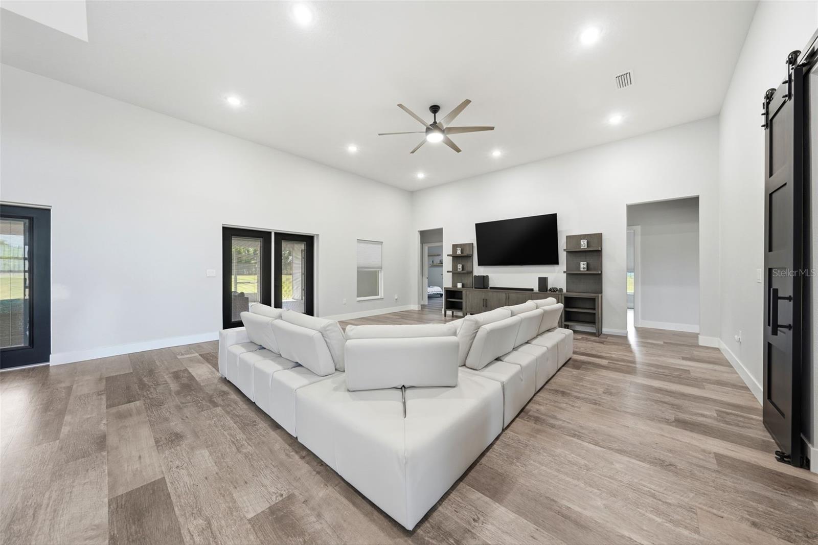 Image 25 of 83 For 2301 C 478a  