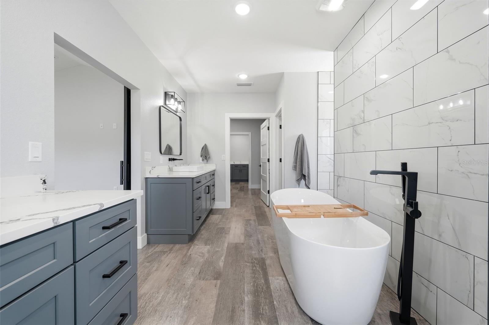 Image 47 of 83 For 2301 C 478a  