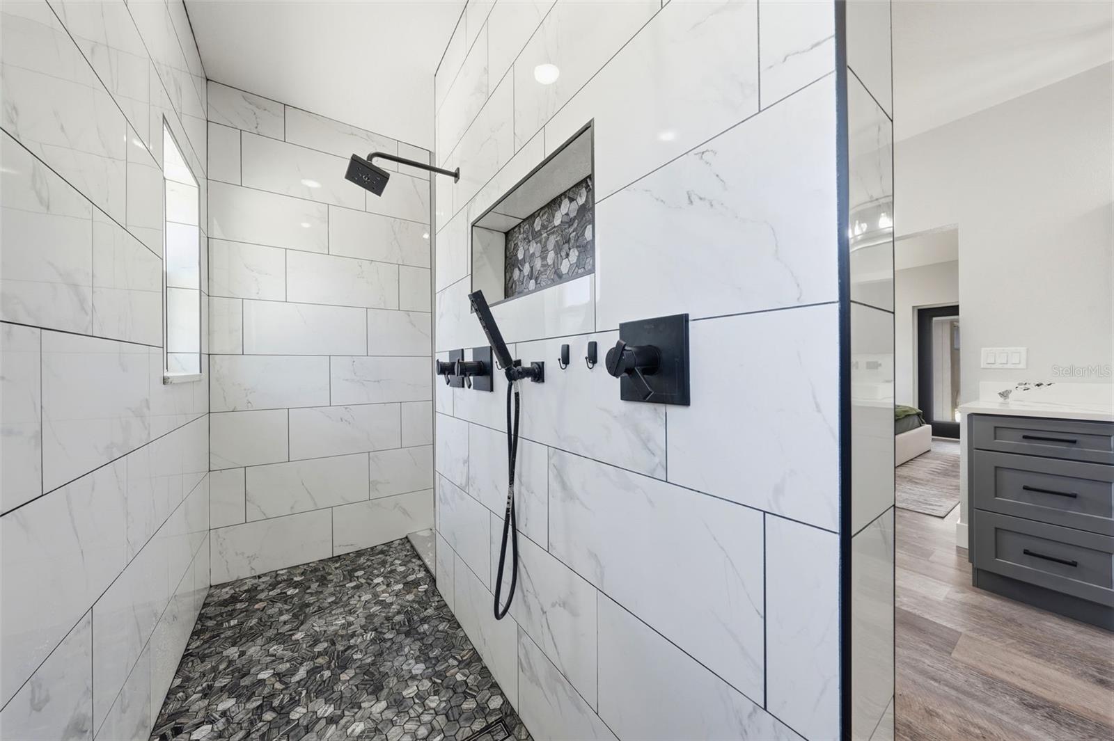 Image 52 of 83 For 2301 C 478a  