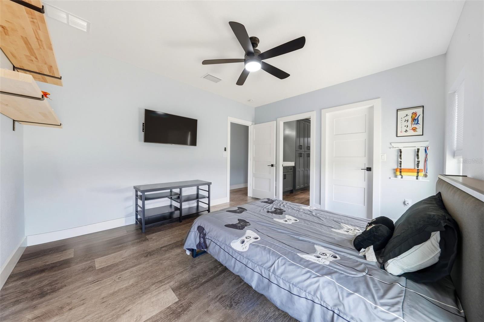 Image 73 of 83 For 2301 C 478a  