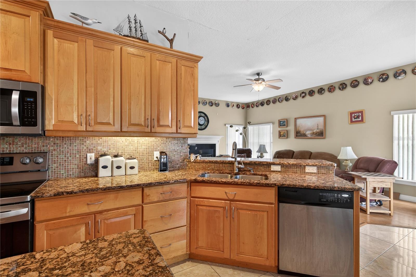 Image 12 of 44 For 34239 Woodridge Lane