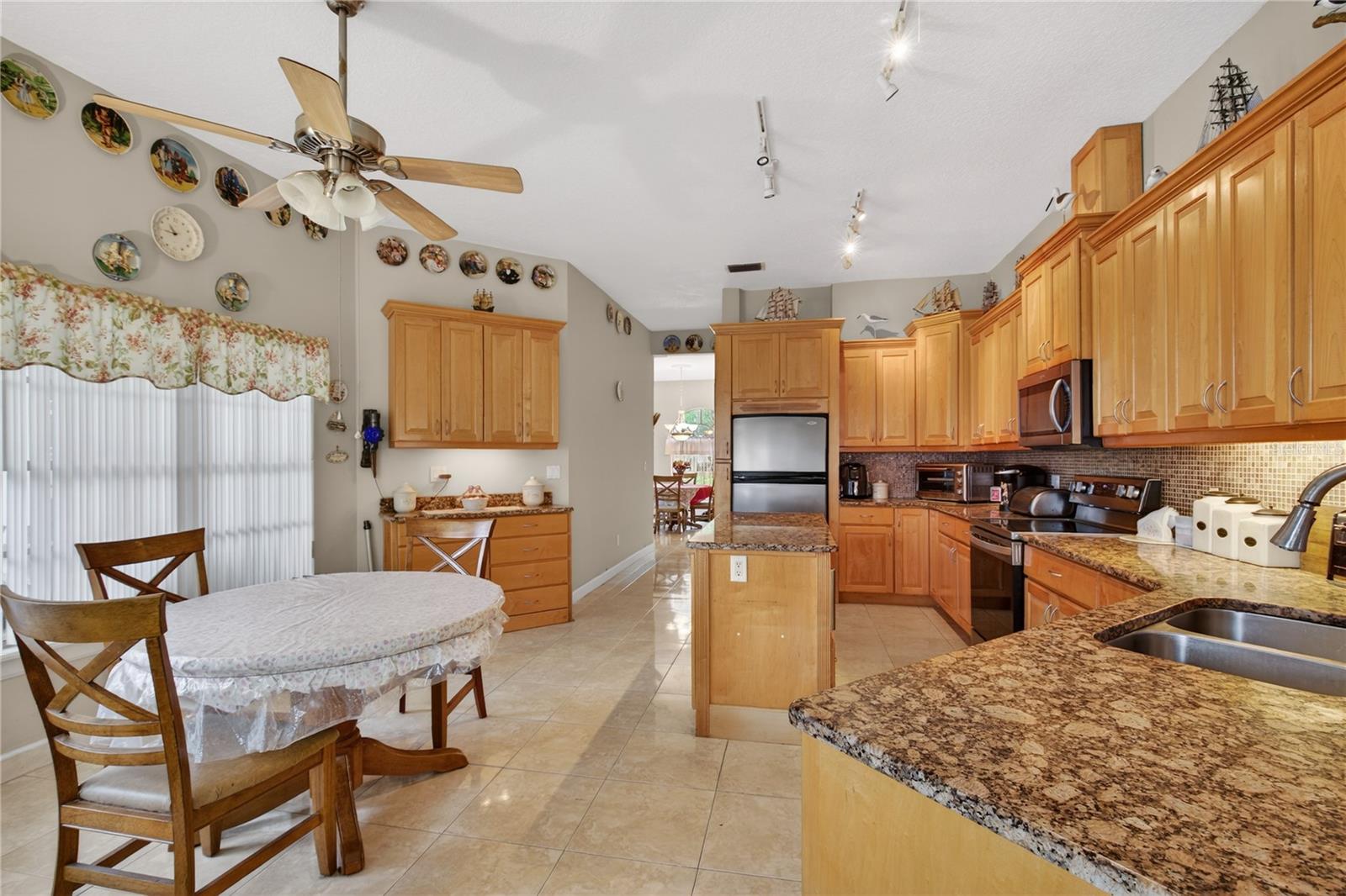 Image 15 of 44 For 34239 Woodridge Lane