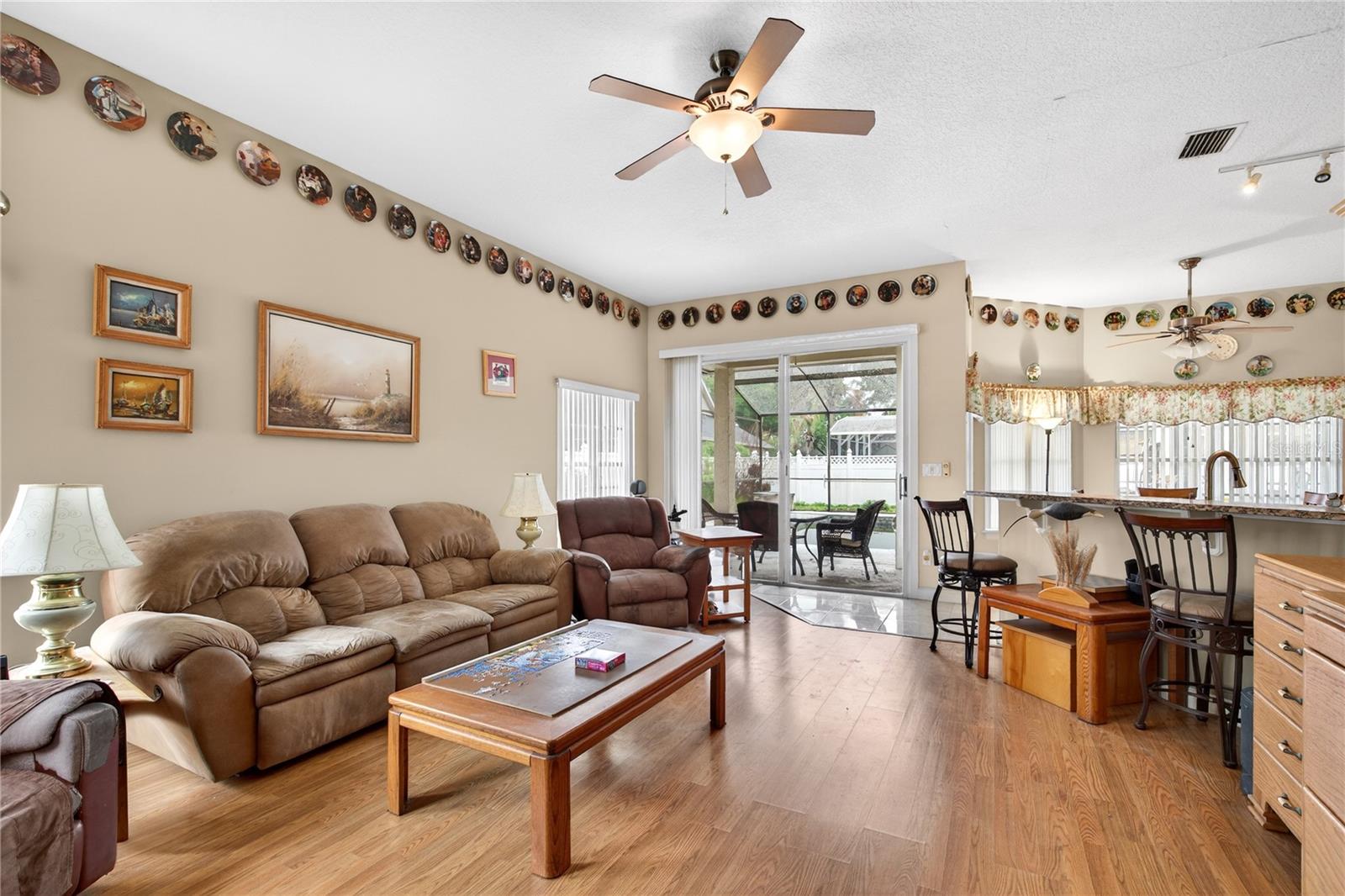 Image 18 of 44 For 34239 Woodridge Lane