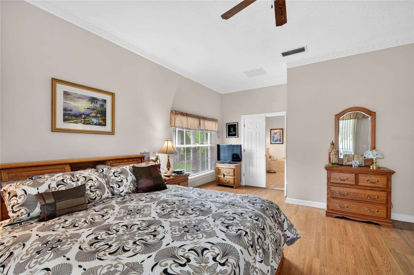 Image 23 of 44 For 34239 Woodridge Lane