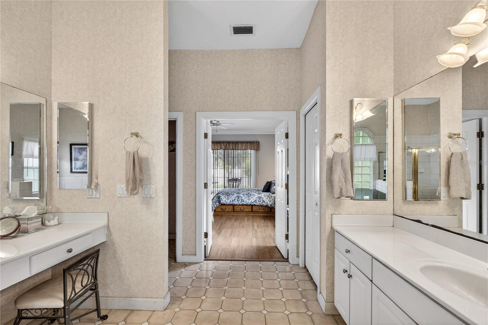 Image 24 of 44 For 34239 Woodridge Lane