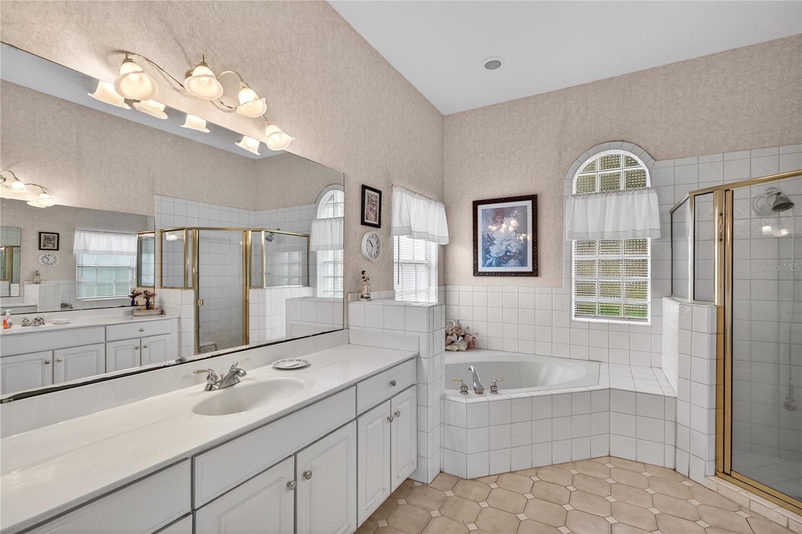 Image 25 of 44 For 34239 Woodridge Lane