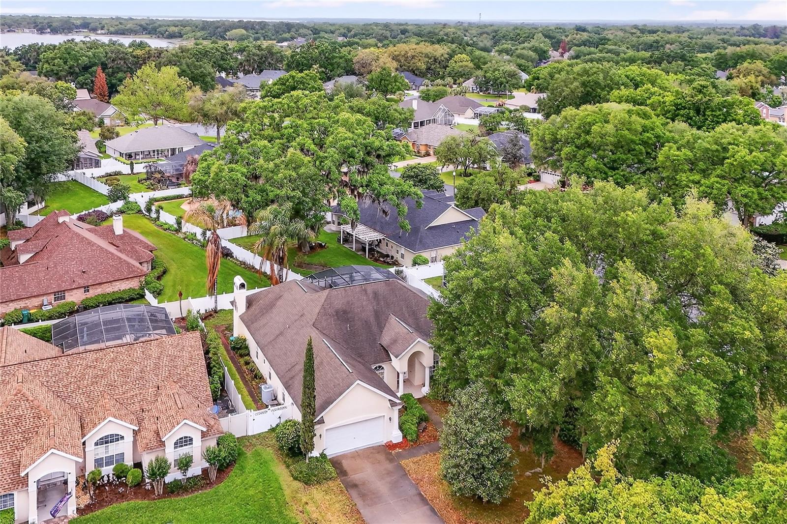 Image 37 of 44 For 34239 Woodridge Lane