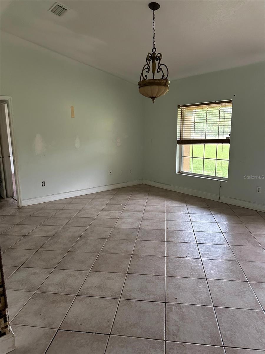 Image 4 of 25 For 7751 192nd Place