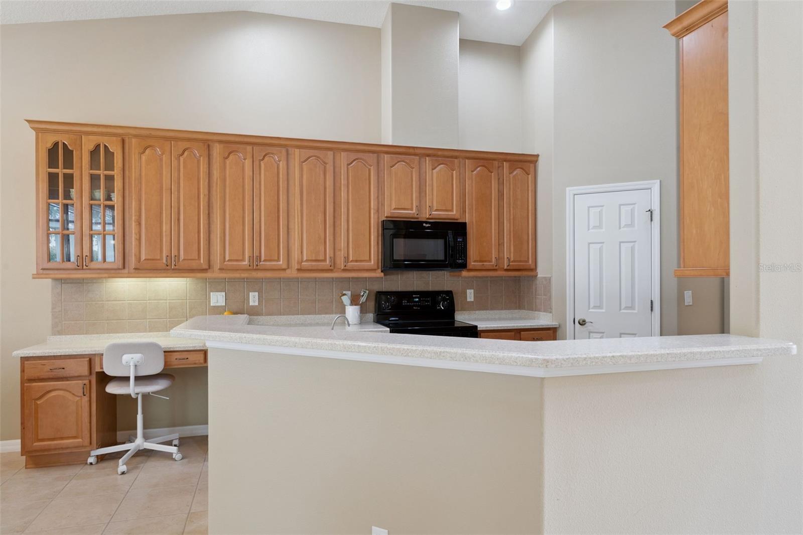 Image 14 of 35 For 27335 Orchid Glade Street