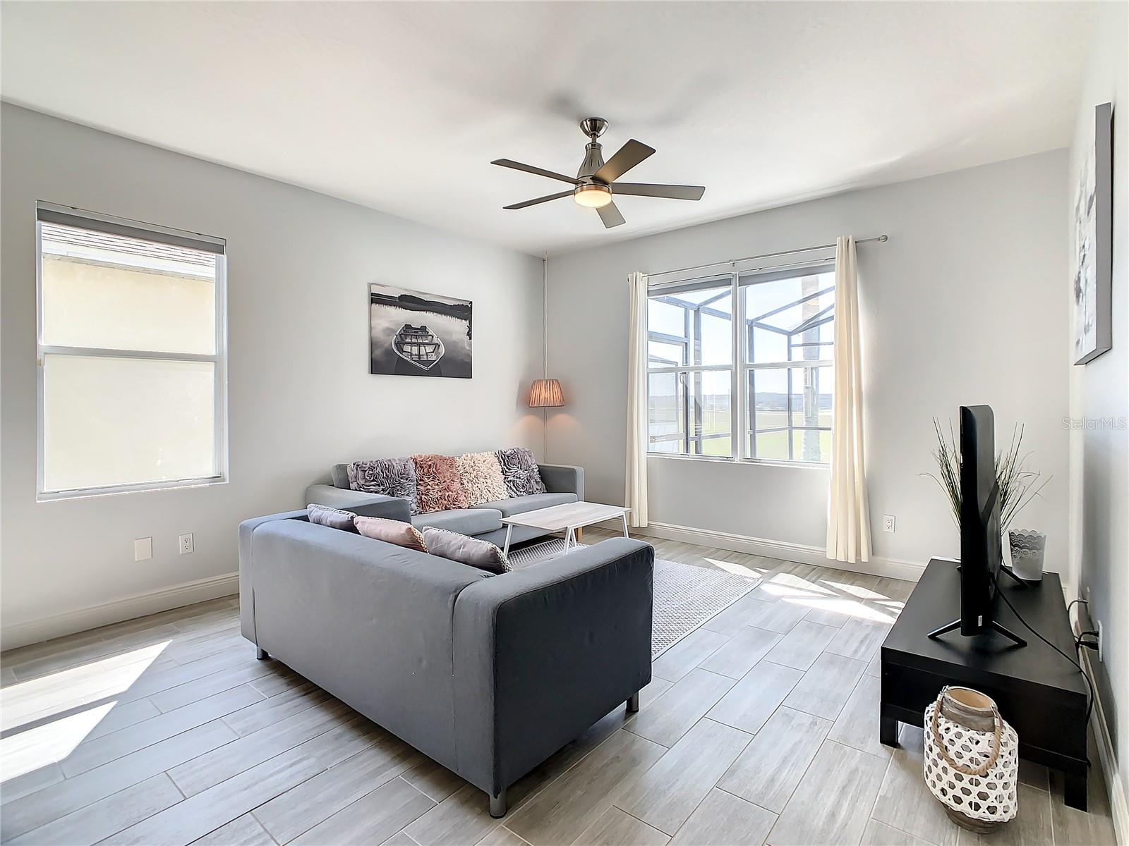 Image 23 of 68 For 223 Knollwood Drive