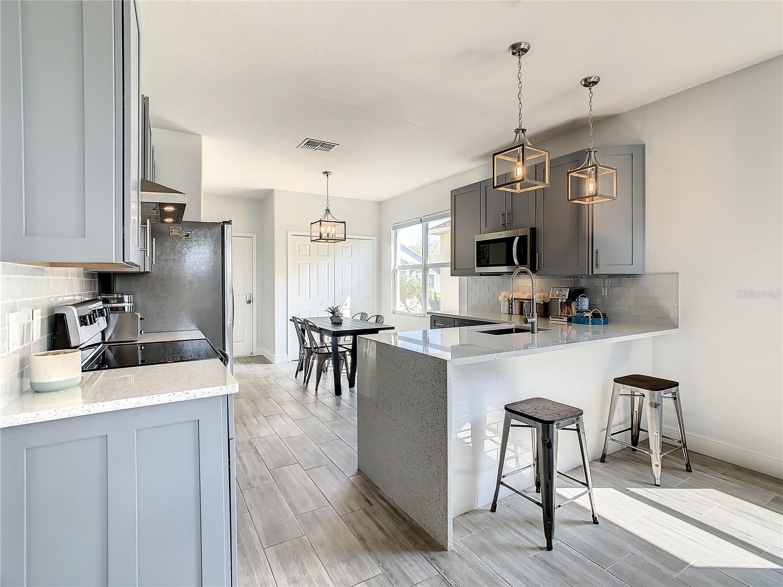 Image 3 of 68 For 223 Knollwood Drive