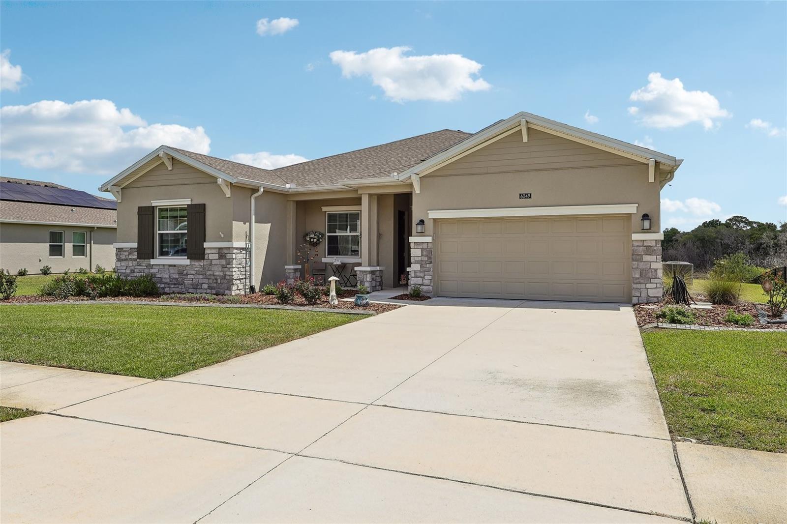 Listing photo id 0 for 6049 Claystone Way