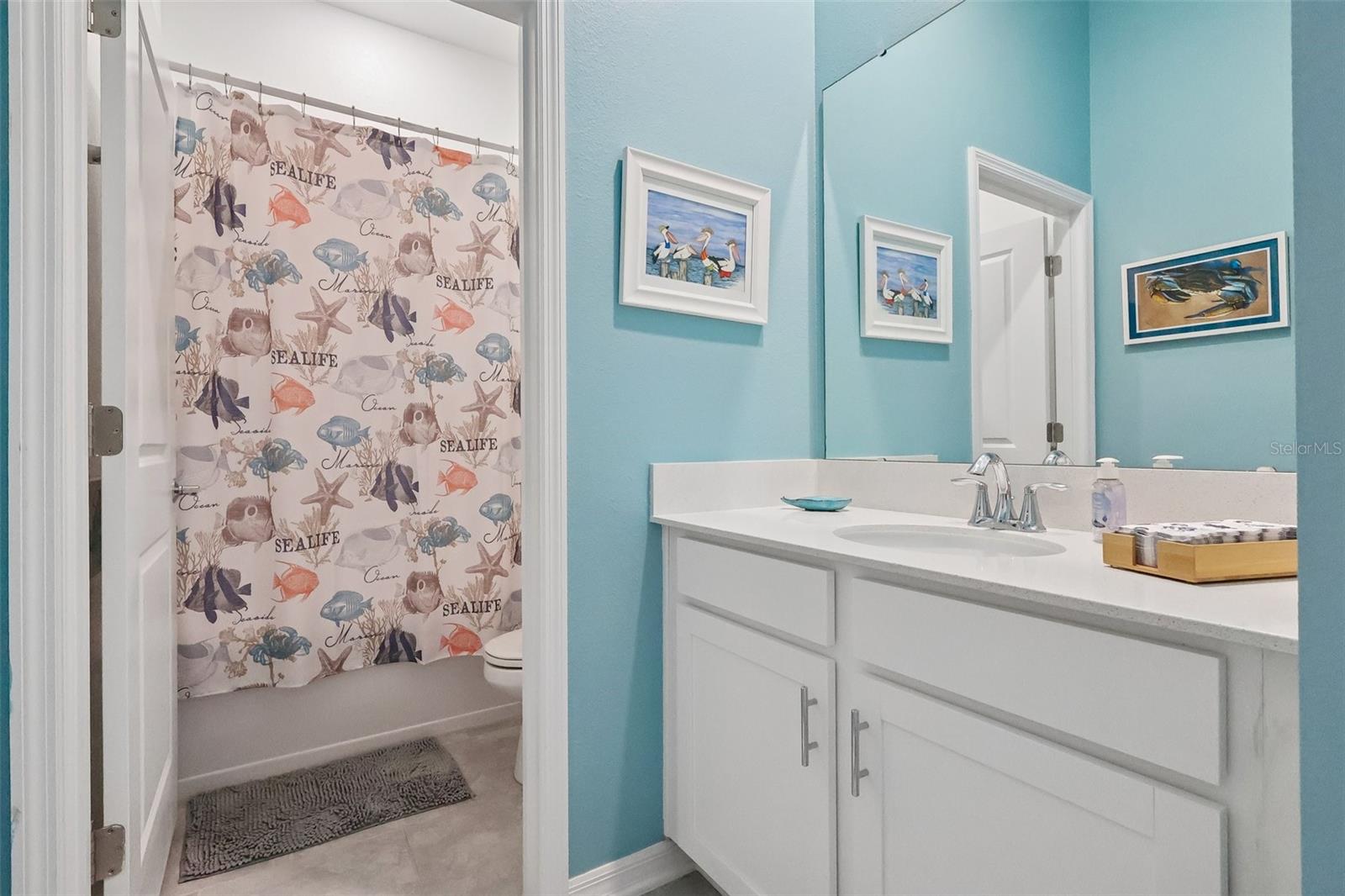 Listing photo id 19 for 6049 Claystone Way