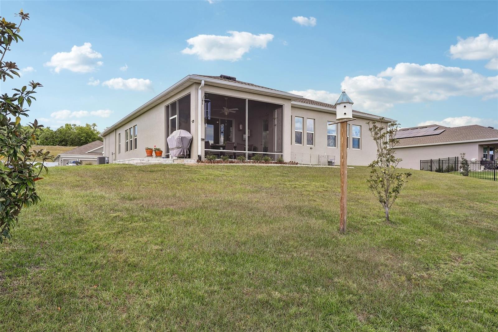 Listing photo id 37 for 6049 Claystone Way