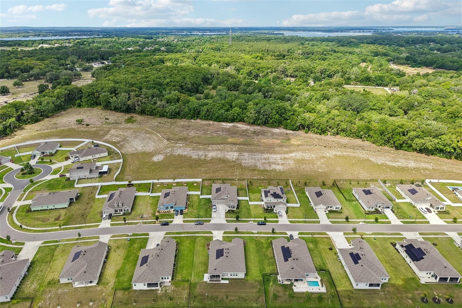 Listing photo id 46 for 6049 Claystone Way