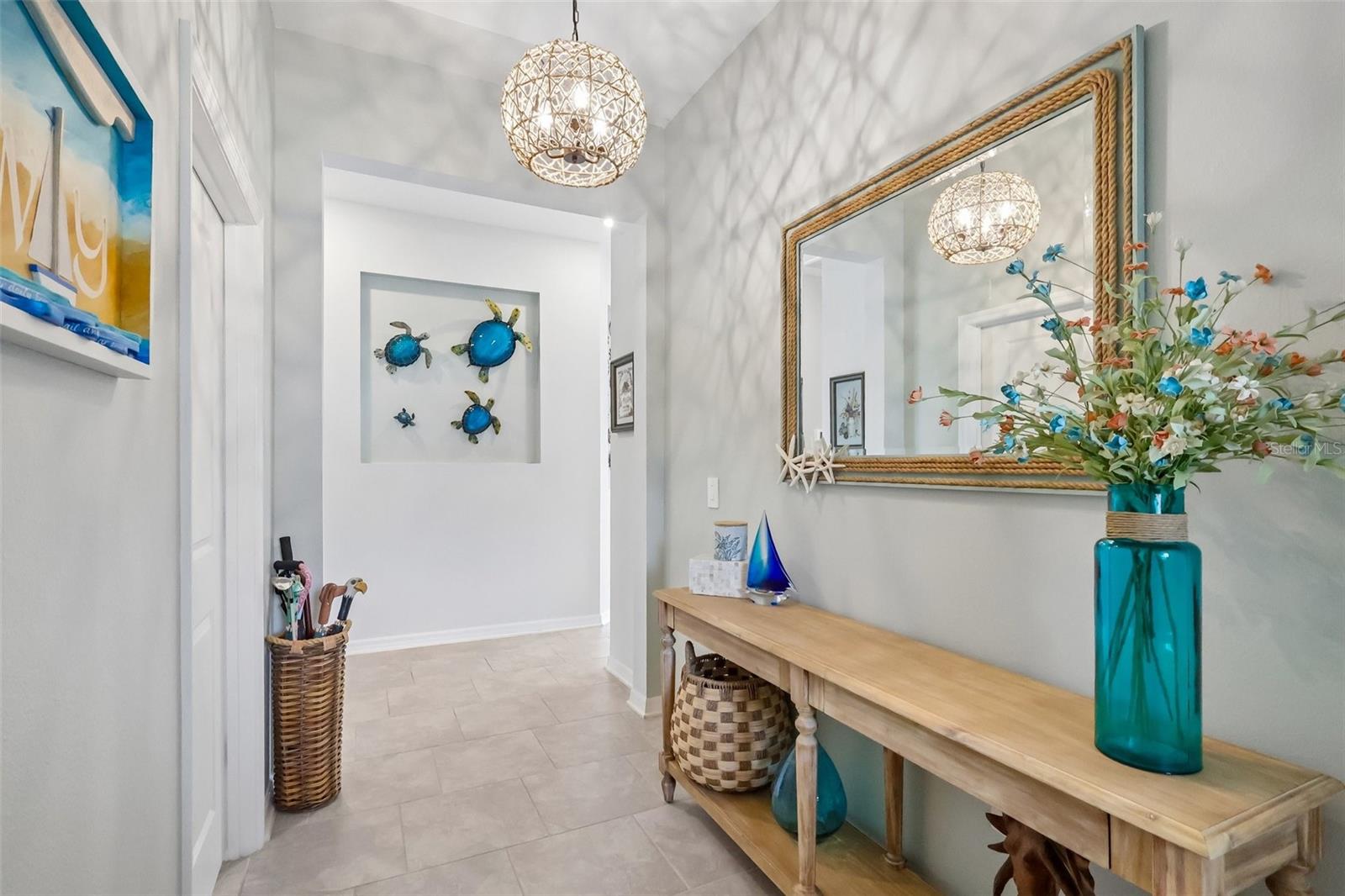 Listing photo id 5 for 6049 Claystone Way