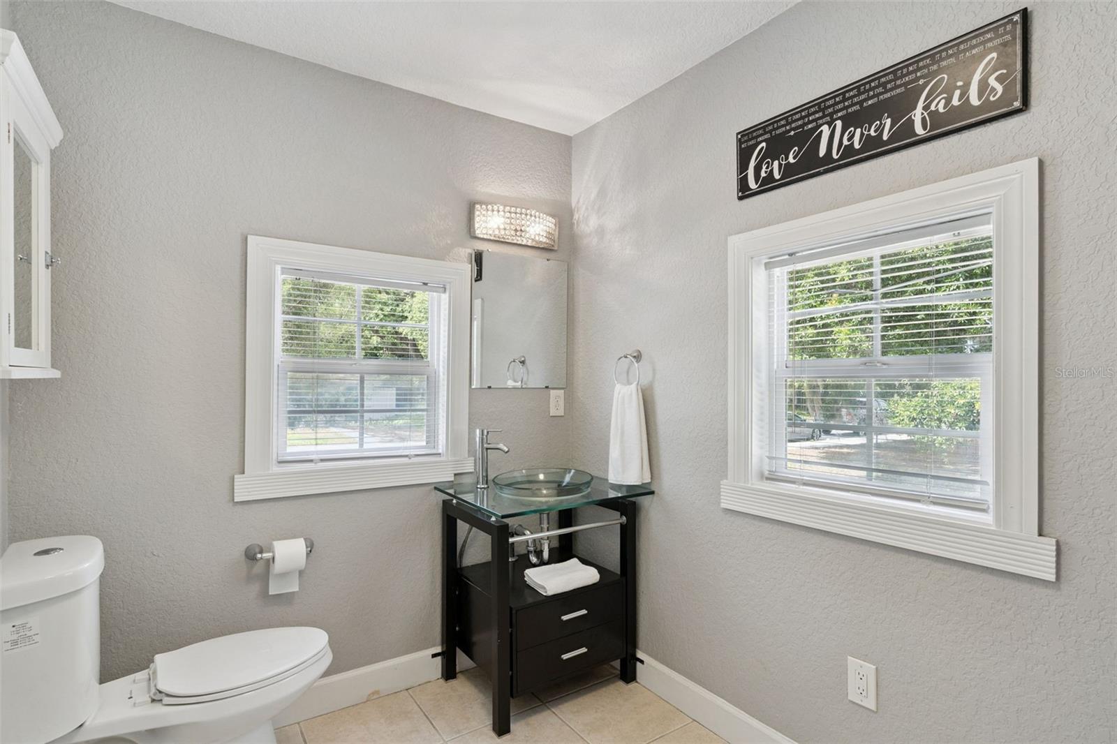 Image 23 of 48 For 1628 Grove Street