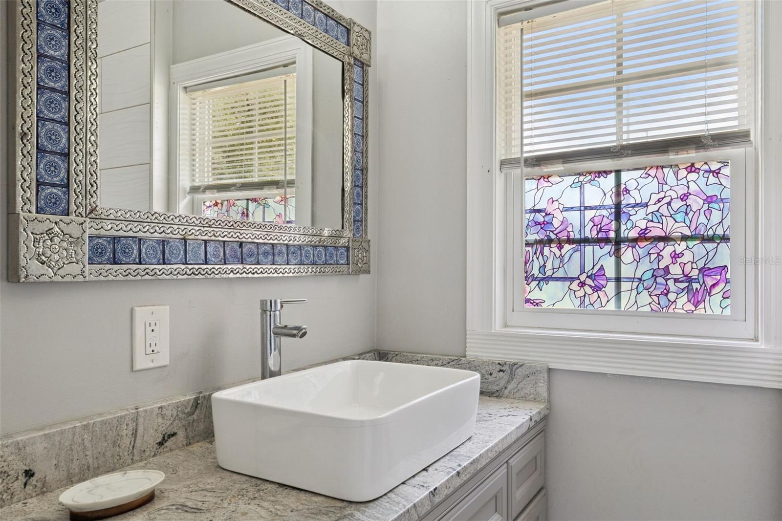 Image 26 of 48 For 1628 Grove Street