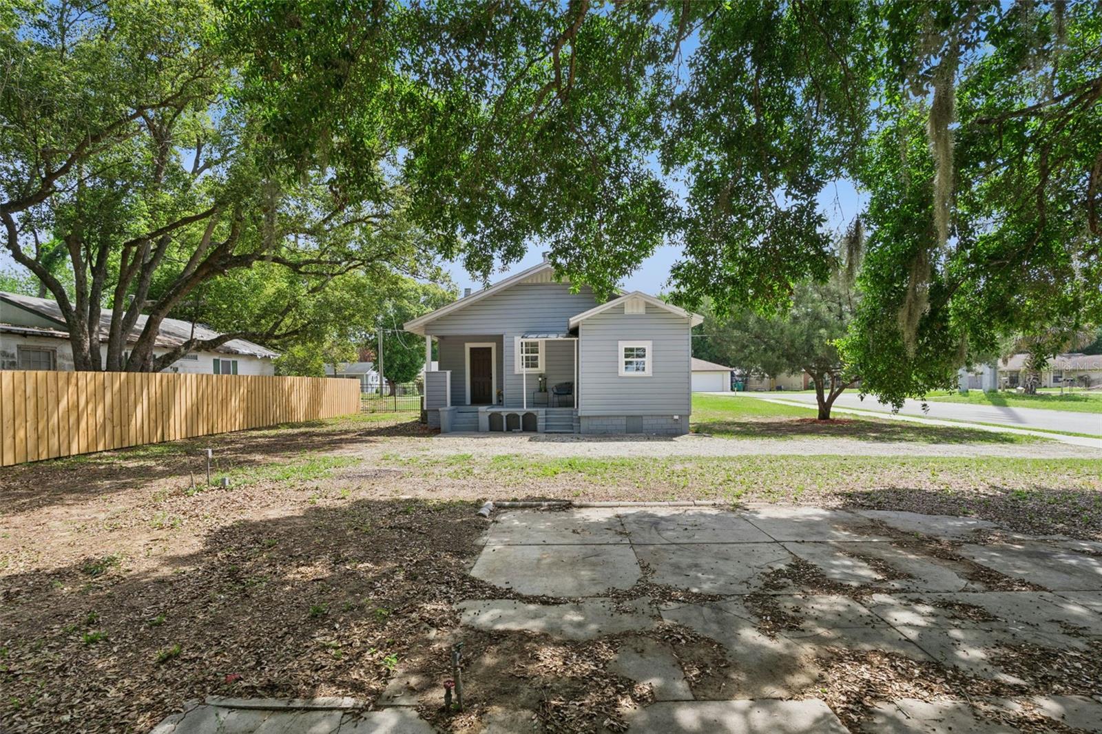 Image 32 of 48 For 1628 Grove Street