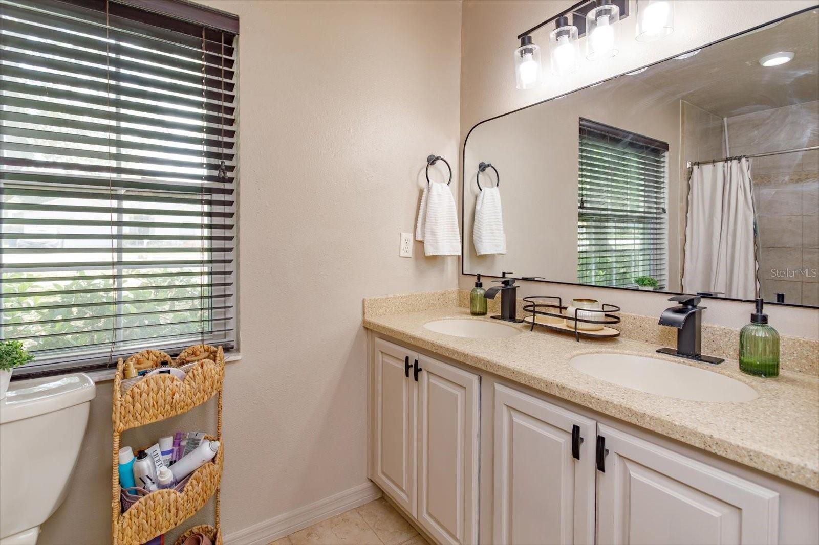 Image 16 of 23 For 1044 Arbor Hill Circle