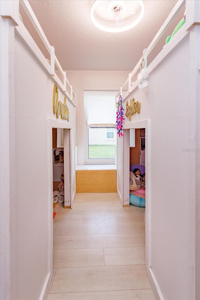 Image 17 of 23 For 1044 Arbor Hill Circle