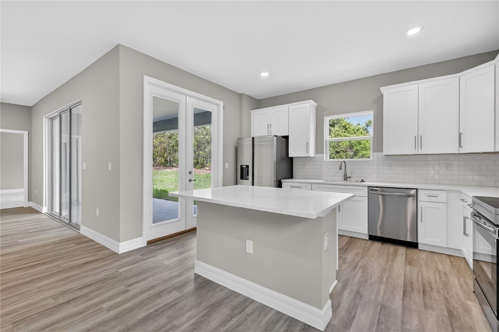 Image 10 of 48 For 30165 Bluebell Avenue