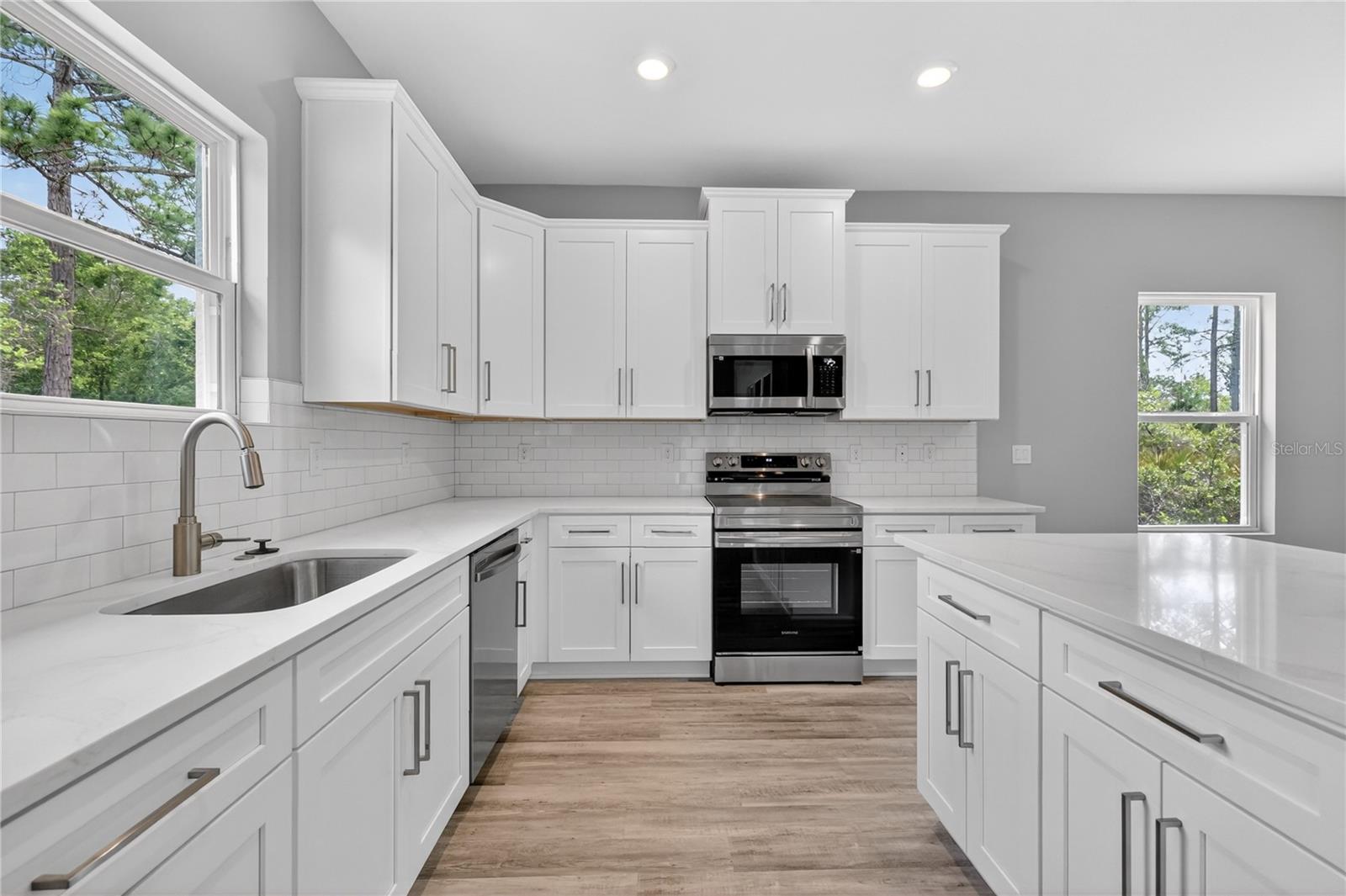 Image 12 of 48 For 30165 Bluebell Avenue