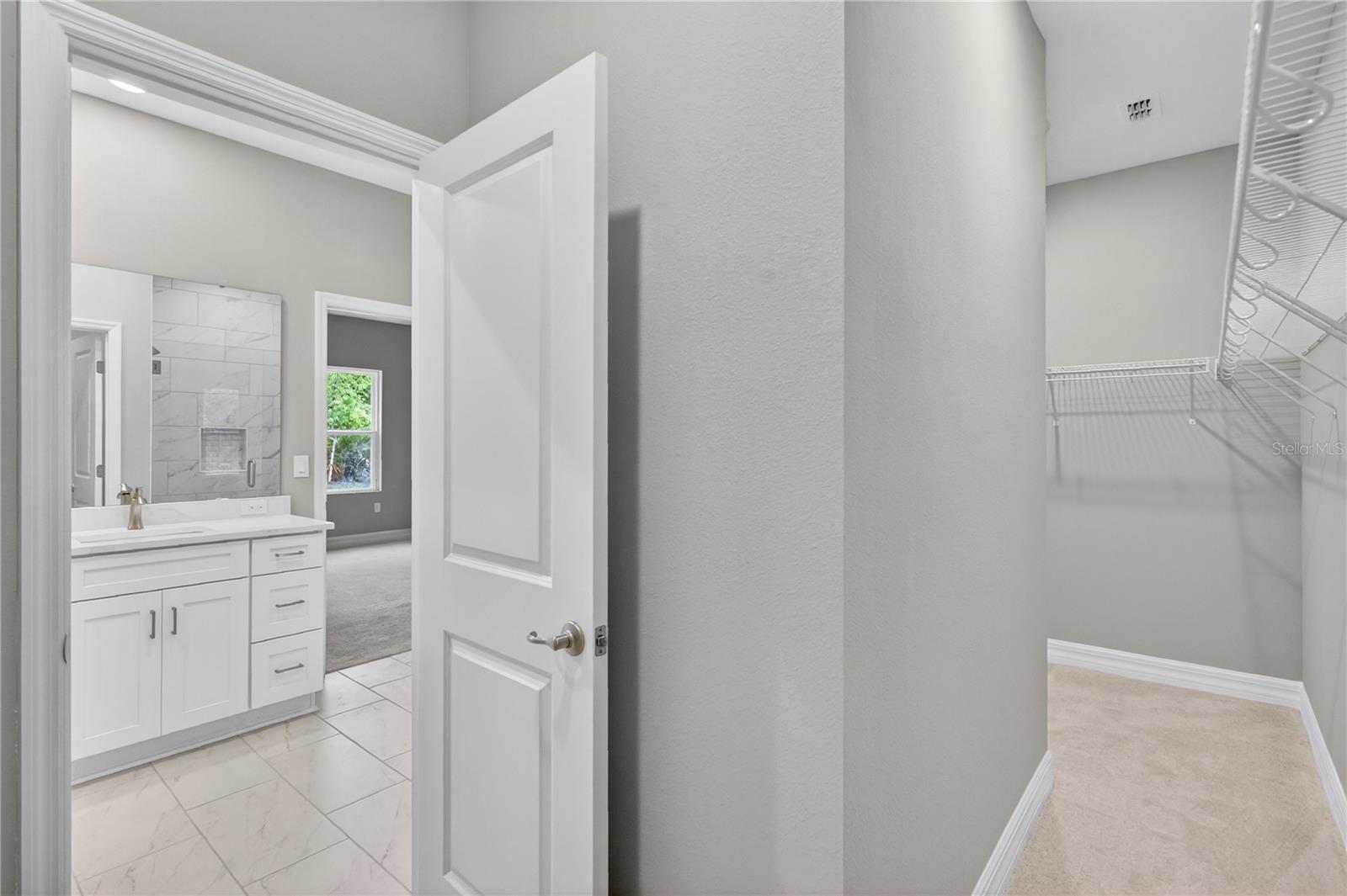 Image 19 of 48 For 30165 Bluebell Avenue