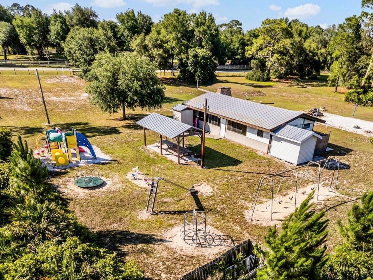 Image 38 of 48 For 30165 Bluebell Avenue