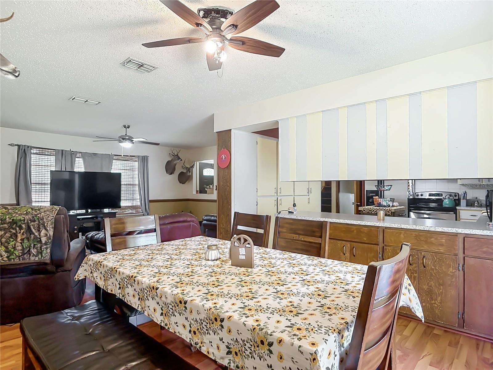 Image 11 of 50 For 24046 Bobcat Road