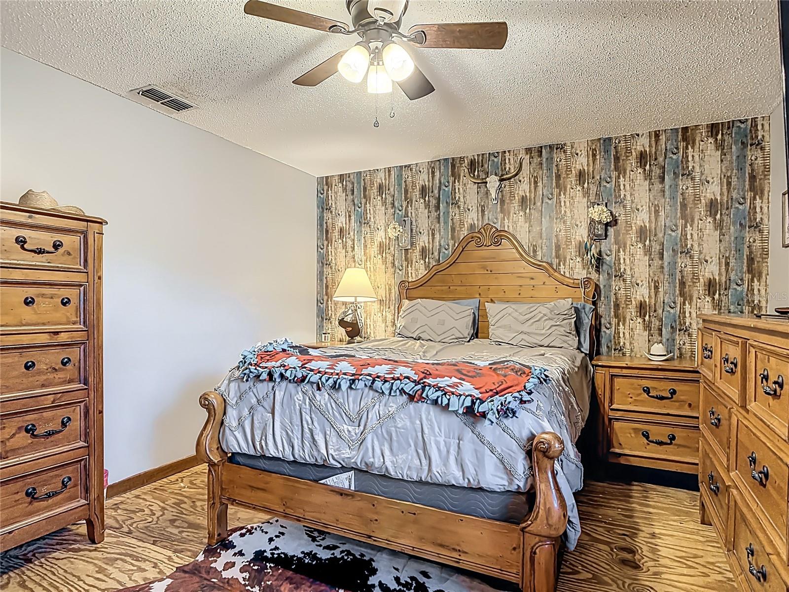 Image 31 of 50 For 24046 Bobcat Road