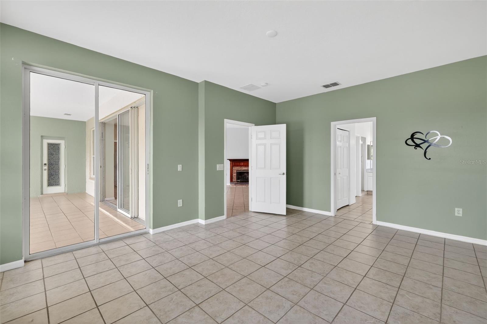 Image 19 of 37 For 14608 Eagle Eye Ct