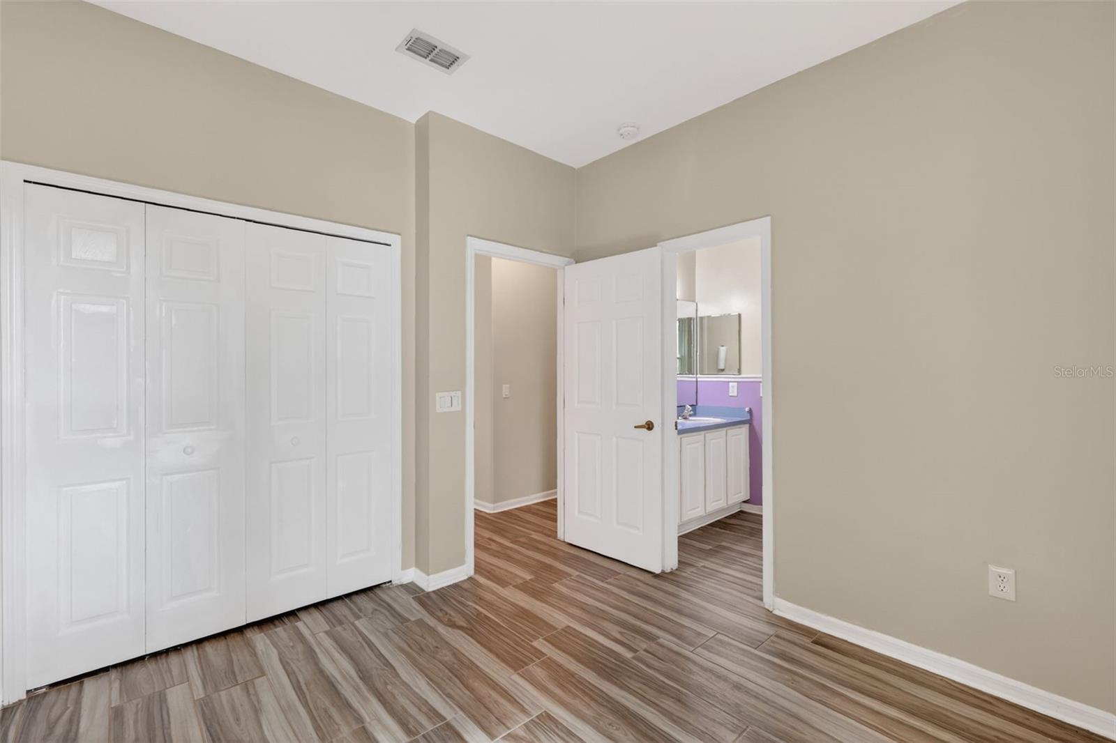 Image 25 of 37 For 14608 Eagle Eye Ct