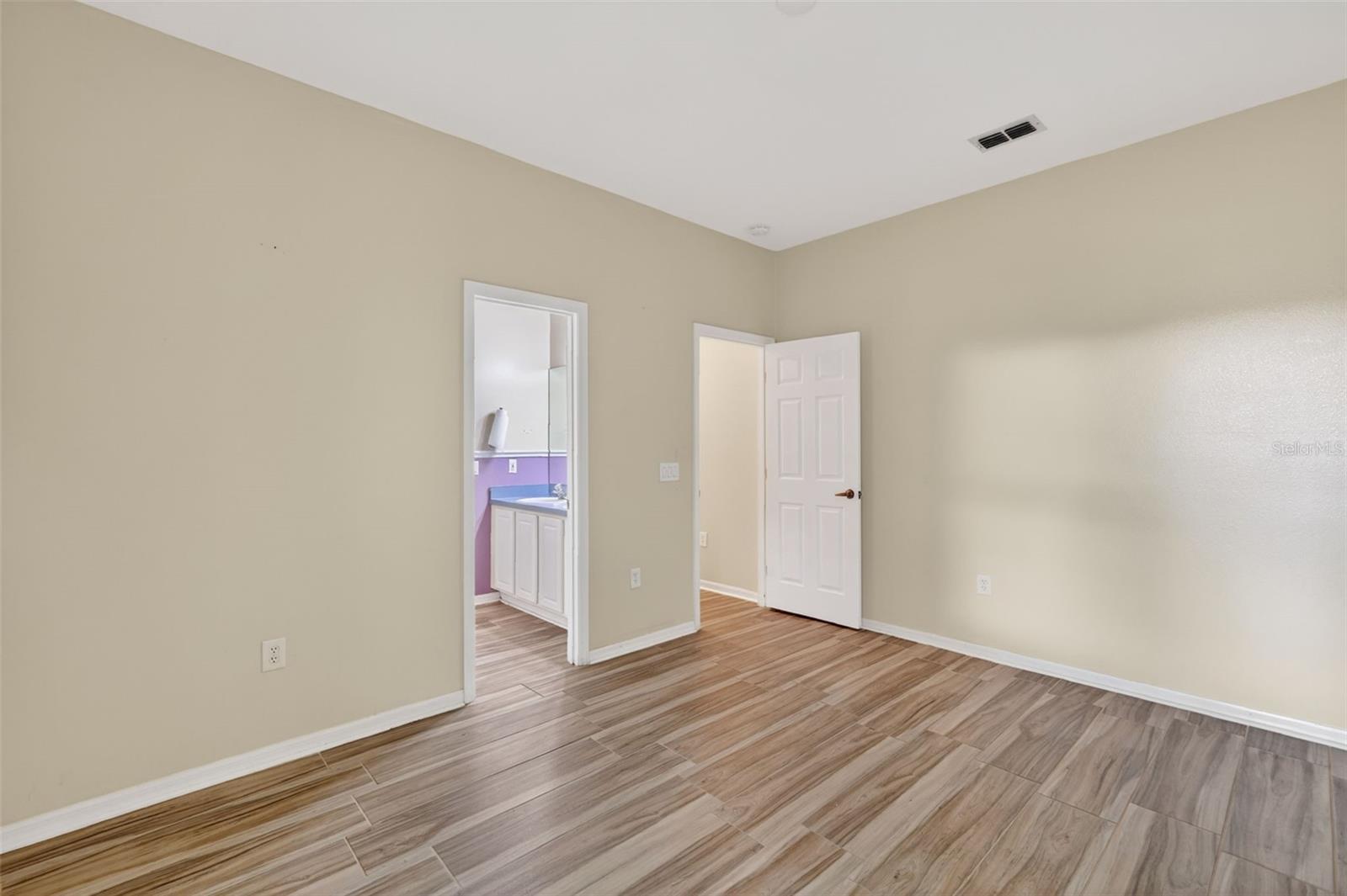 Image 29 of 37 For 14608 Eagle Eye Ct